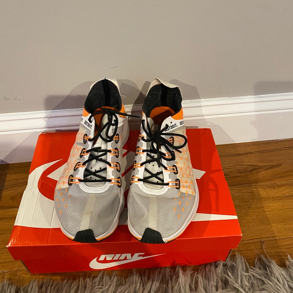 Nike Sneaker - image 2